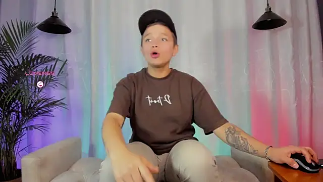 Snapshot of Tim_wolf chatting on 18, 9, 2025 Tim wolf online show from 18, 9, 2025