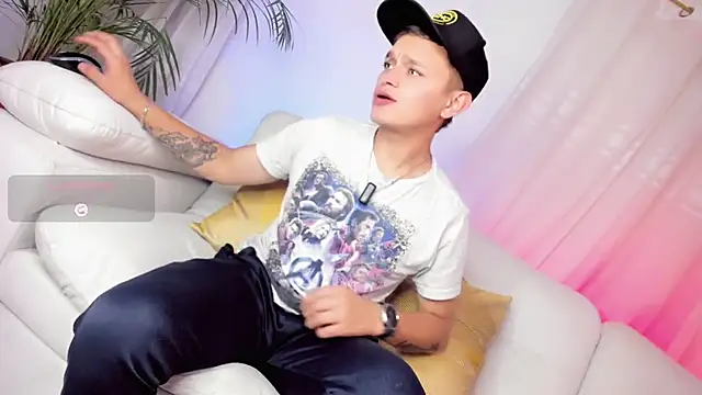 Snapshot of Tim_wolf chatting on 4, 3, 2026 Tim wolf online show from 4, 3, 2026