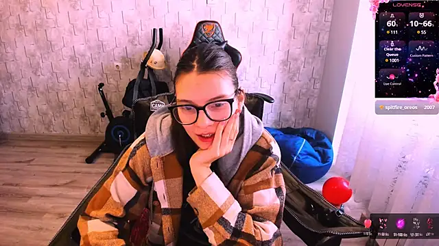 MollyLollipop online show from 21, 2, 2025