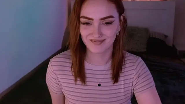 Snapshot of LilyFarey chatting on 20, 12, 2024 LilyFarey online show from 20, 12, 2024