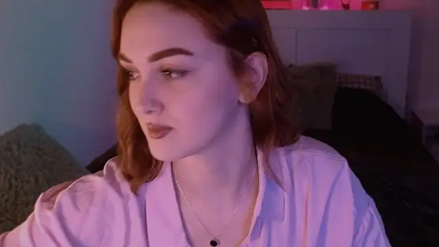 Snapshot of LilyFarey chatting on 26, 12, 2024 LilyFarey online show from 26, 12, 2024
