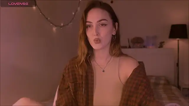 Snapshot of LilyFarey chatting on 30, 9, 2025 LilyFarey online show from 30, 9, 2025