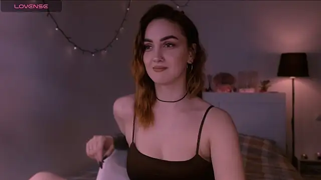 LilyFarey online show from 21, 10, 2025