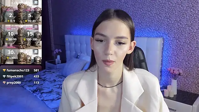 SophieCatty online show from 30, 1, 2025