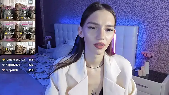 SophieCatty online show from 30, 1, 2025