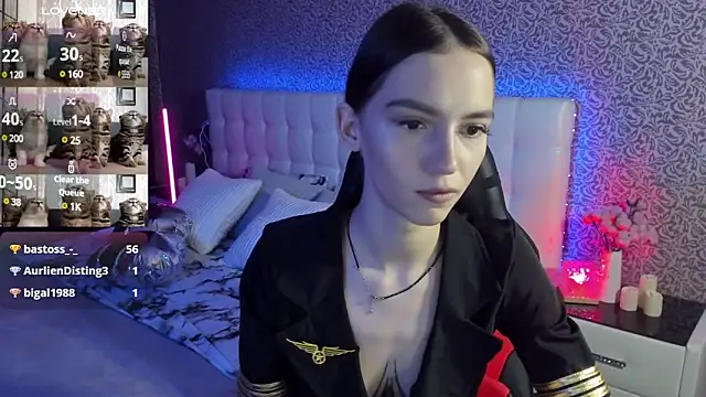 SophieCatty online show from 10, 3, 2025