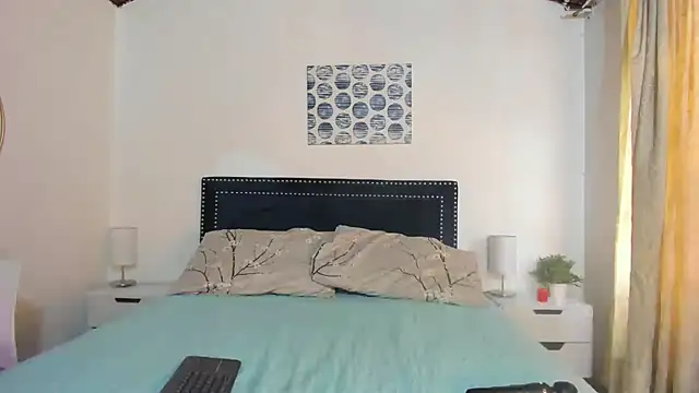 ZulyMichels online show from 22, 12, 2025