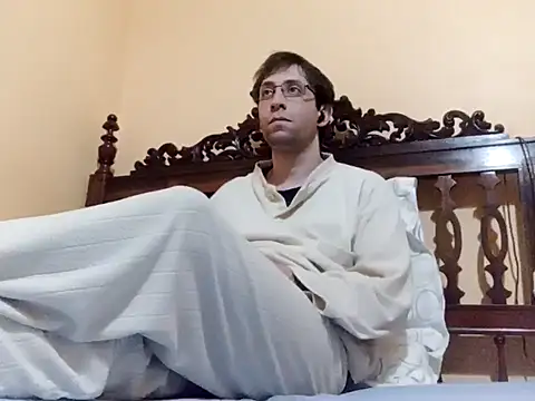 Snapshot of White_rabbit_ chatting on 11, 1, 2025 White rabbit online show from 11, 1, 2025