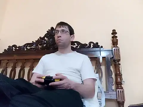 Snapshot of White_rabbit_ chatting on 7, 2, 2025 White rabbit online show from 7, 2, 2025