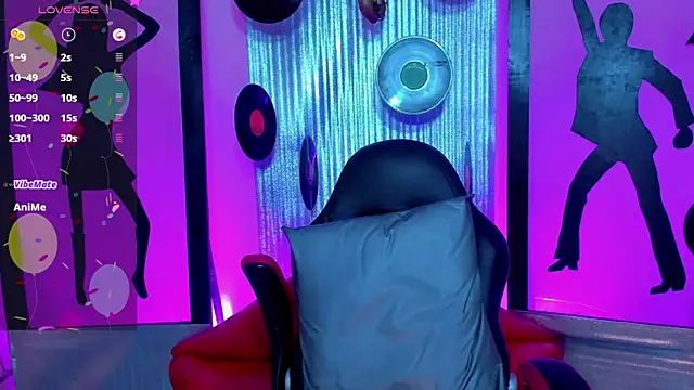 nickyminach  online show from 19, 2, 2026