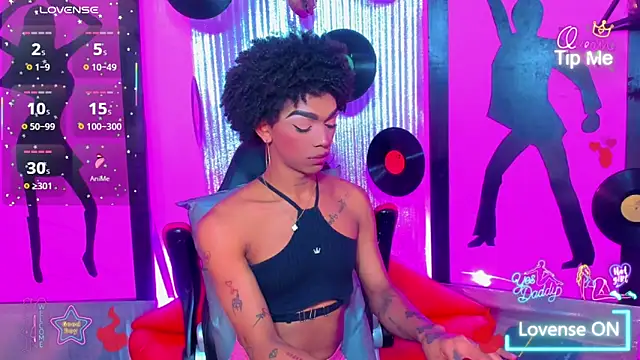 nickyminach  online show from 28, 2, 2026