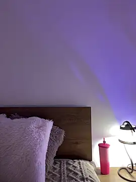 Eva Ryen online show from 5, 11, 2025