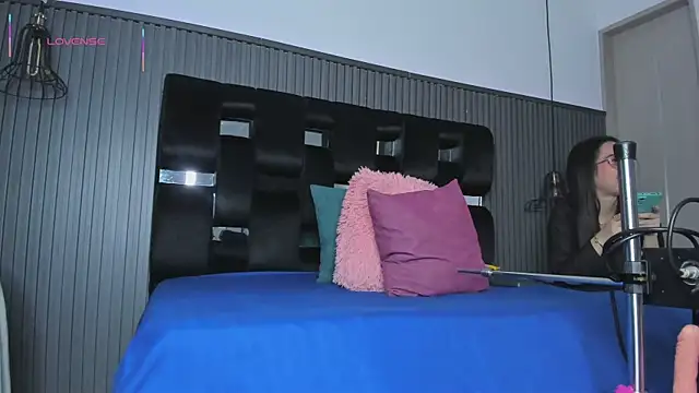 levana1 online show from 23, 10, 2025