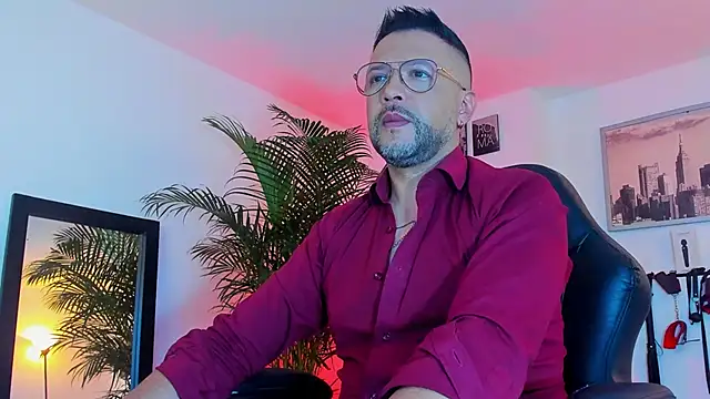 MrFrank tattoo online show from 16, 12, 2024