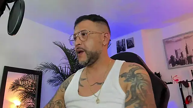 MrFrank tattoo online show from 21, 1, 2025