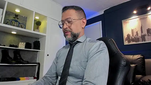 MrFrank tattoo online show from 4, 6, 2026