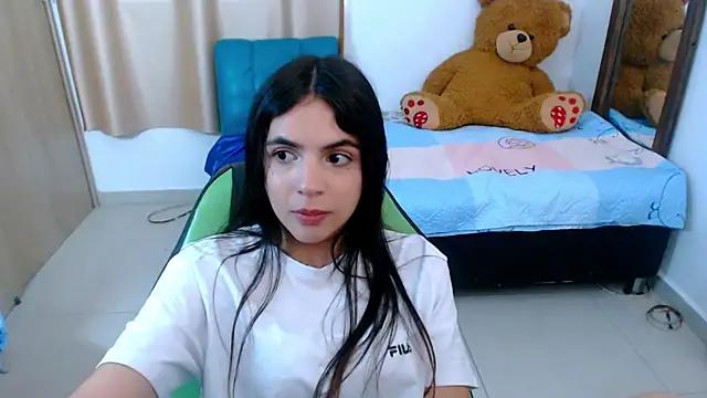  elenna online show from 15, 3, 2025