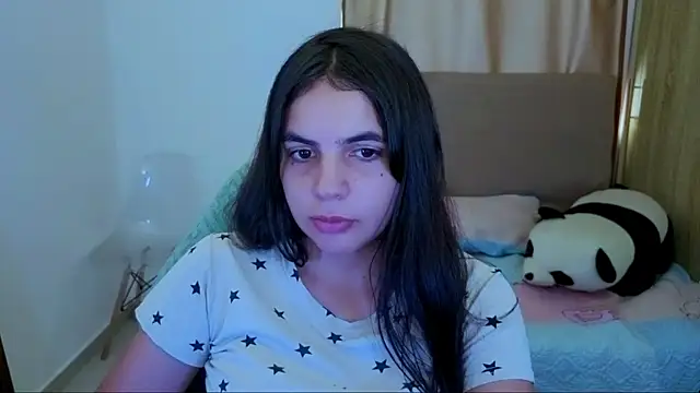 Snapshot of _elenna chatting on 3, 7, 2026 elenna online show from 3, 7, 2026