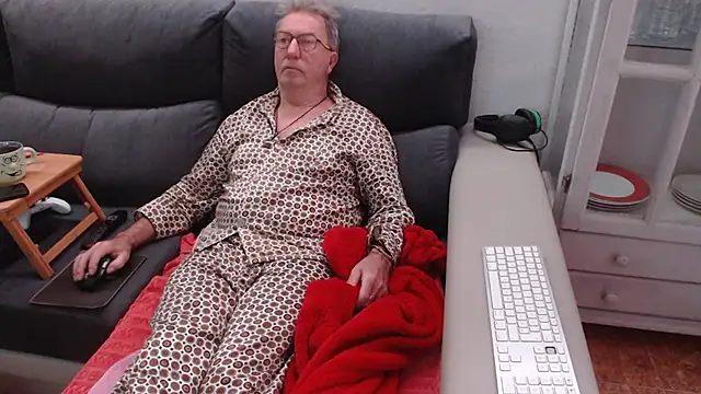 Snapshot of Nudelschwanz chatting on 11, 2, 2025 Nudelschwanz online show from 11, 2, 2025