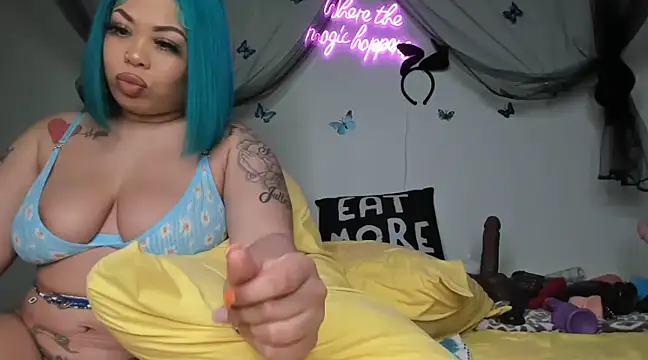 Snapshot of ThickAssRena chatting on 12, 2, 2025 ThickAssRena online show from 12, 2, 2025