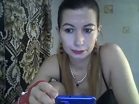 Snapshot of Olesja chatting on 16, 12, 2024 Olesja online show from 16, 12, 2024