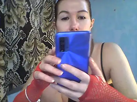 Snapshot of Olesja chatting on 1, 2, 2025 Olesja online show from 1, 2, 2025