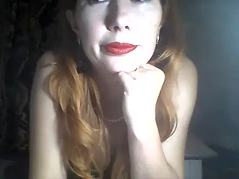 Snapshot of Olesja chatting on 11, 10, 2025 Olesja online show from 11, 10, 2025