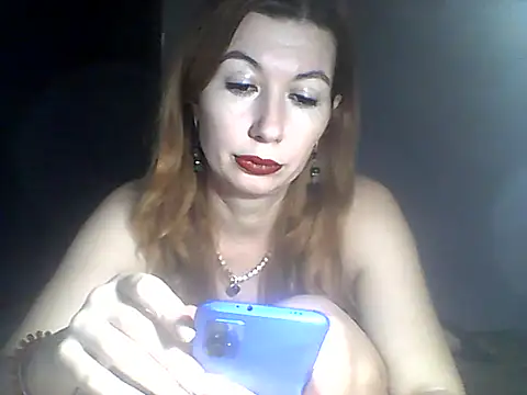 Snapshot of Olesja chatting on 3, 12, 2025 Olesja online show from 3, 12, 2025