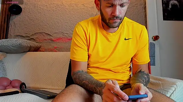 Snapshot of jonathan_rivers chatting on 5, 6, 2026 jonathan rivers online show from 5, 6, 2026