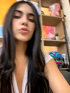 DaphneUwu online show from 1, 11, 2025