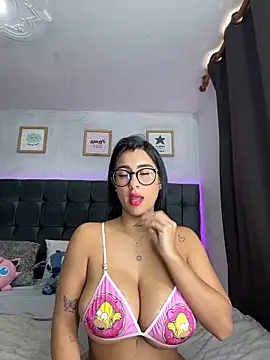 lovely violet13 online show from 5, 11, 2025