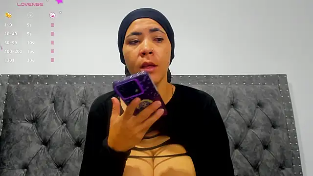 Snapshot of Dounia_nagi chatting on 13, 2, 2025 Dounia nagi online show from 13, 2, 2025