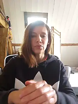 Lina lou4 online show from 13, 2, 2025