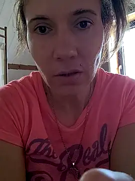 Lina lou4 online show from 5, 3, 2025