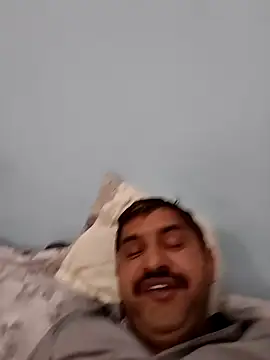 Snapshot of Amandev7 chatting on 9, 9, 2025 Amandev7 online show from 9, 9, 2025