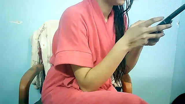 lovelydesi21 online show from 21, 12, 2024