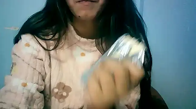 lovelydesi21 online show from 21, 12, 2024