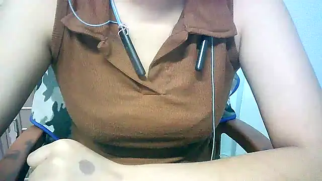 lovelydesi21 online show from 20, 3, 2025