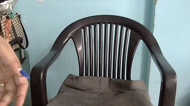 lovelydesi21 online show from 13, 9, 2025