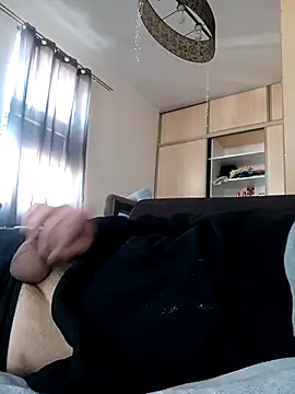 Roman0798 online show from 28, 2, 2025