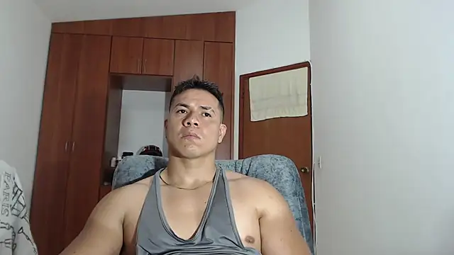 Snapshot of alessandromancini92 chatting on 26, 10, 2025 alessandromancini92 online show from 26, 10, 2025