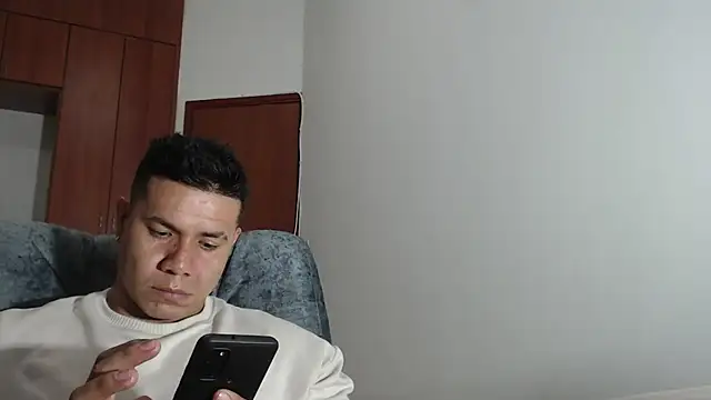 Snapshot of alessandromancini92 chatting on 7, 11, 2025 alessandromancini92 online show from 7, 11, 2025