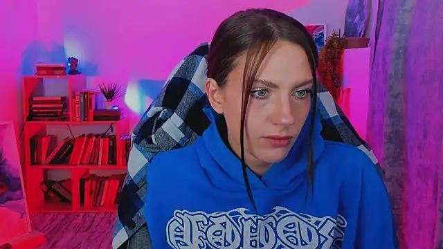 Snapshot of EmilyWilden chatting on 2, 10, 2025 EmilyWilden online show from 2, 10, 2025