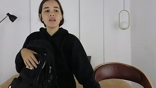 sexychanell 18 online show from 19, 12, 2025