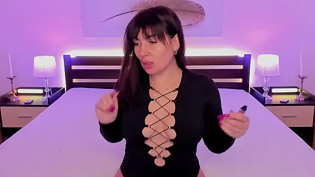 Jesss Leone online show from 15, 4, 2026