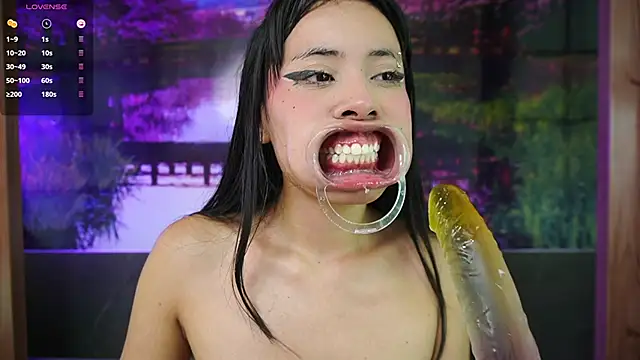 Snapshot of miss__maria chatting on 15, 1, 2025 miss maria online show from 15, 1, 2025