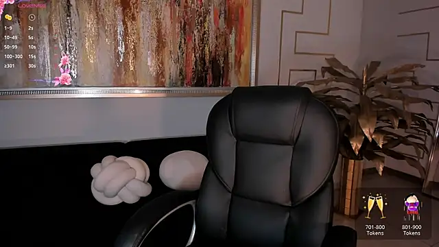 JuanitaClay online show from 20, 11, 2025