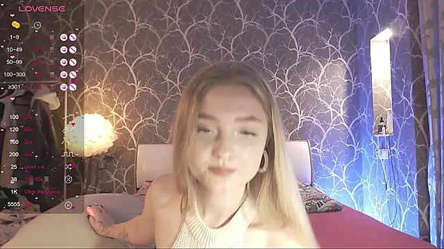 MiaMiaMeow online show from 21, 11, 2025