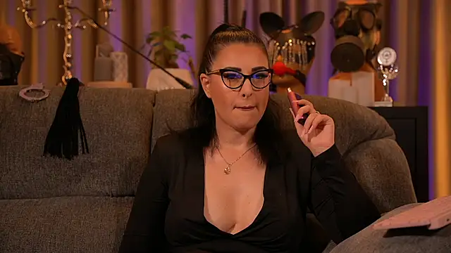 kelly kent online show from 8, 9, 2025