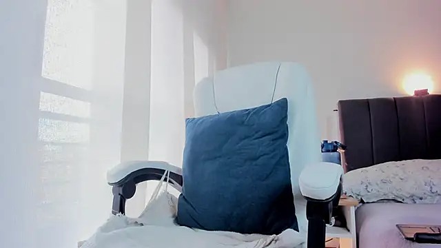 Snapshot of catimore chatting on 12, 9, 2025 catimore online show from 12, 9, 2025